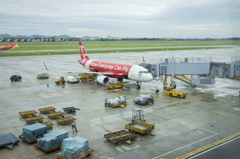 Noi Bai Airport has two passenger terminals.